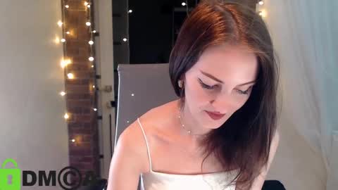 Snapshot of _karolina chatting on 09-30-25, 06:35 karolina online show from 09-30-25, 06:35