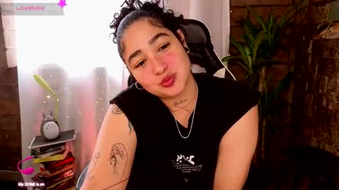 Snapshot of _kat_1 chatting on 09-19-25, 07:14     online show from 09-19-25, 07:14