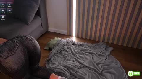 Snapshot of _kateline_ chatting on 10-12-25, 04:28 Kate online show from 10-12-25, 04:28