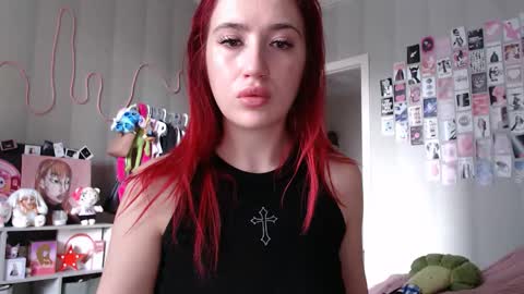 Snapshot of _katemiller_ chatting on 10-13-25, 04:34 katemiller online show from 10-13-25, 04:34