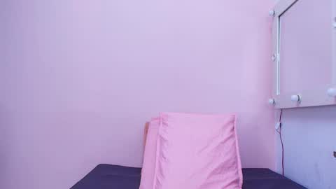 Snapshot of _kendall_07 chatting on 09-16-25, 11:55 Kendall online show from 09-16-25, 11:55