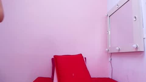 Snapshot of _kendall_07 chatting on 10-05-25, 12:03 Kendall online show from 10-05-25, 12:03