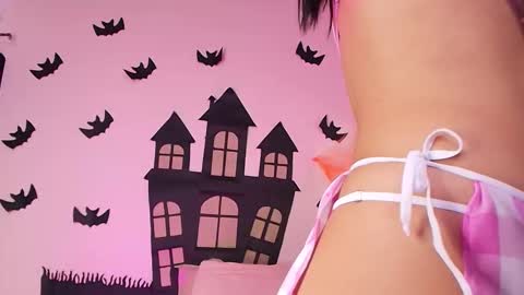 Snapshot of _kendall_07 chatting on 10-31-25, 11:55 Kendall online show from 10-31-25, 11:55