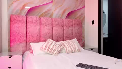 Snapshot of _kendall_07 chatting on 02-05-26, 11:59 Kendall online show from 02-05-26, 11:59