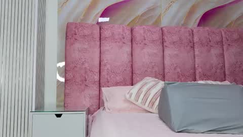 Snapshot of _kendall_07 chatting on 02-24-26, 11:52 Kendall online show from 02-24-26, 11:52