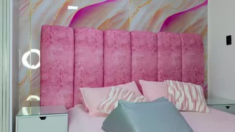 Snapshot of _kendall_07 chatting on 03-03-26, 12:11 Kendall online show from 03-03-26, 12:11