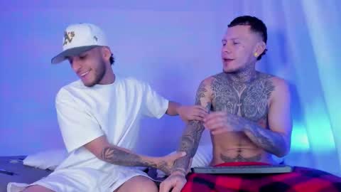 Snapshot of _kevin_xxx chatting on 11-16-25, 12:16 online show from 11-16-25, 12:16