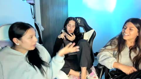 khloe sweet online show from 09-10-25, 01:16