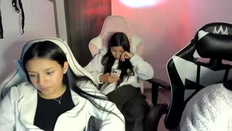 khloe sweet online show from 11-19-25, 11:27