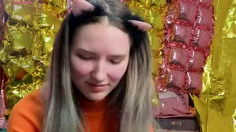 _kikiclark_ online show from 04-22-26, 08:21
