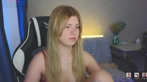 Molly   Emily online show from 05-25-26, 04:46
