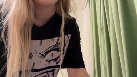 Molly   Emily online show from 06-17-26, 07:26
