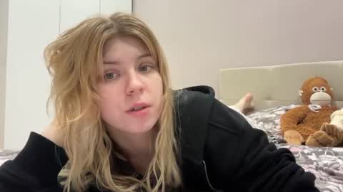 Molly   Emily online show from 06-28-26, 04:57