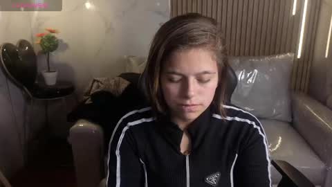 _kitten_1 online show from 06-02-26, 11:51