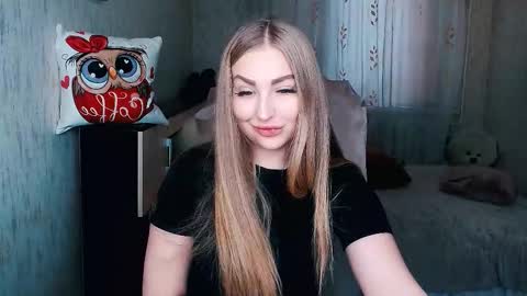 Snapshot of _kittyboo chatting on 01-11-26, 10:09 Aleksa online show from 01-11-26, 10:09