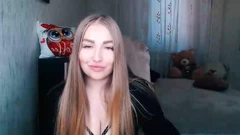 Snapshot of _kittyboo chatting on 02-03-26, 06:51 Aleksa online show from 02-03-26, 06:51