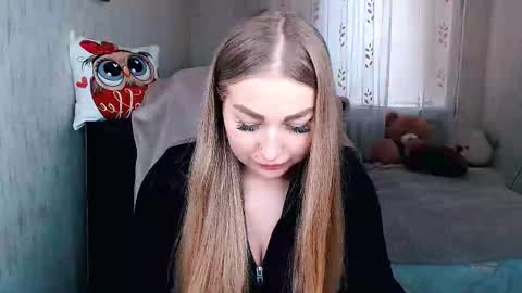 Snapshot of _kittyboo chatting on 03-10-26, 06:51 Aleksa online show from 03-10-26, 06:51