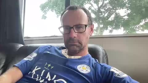 Kiwi online show from 01-24-25, 11:23