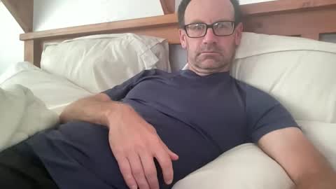 Kiwi online show from 02-04-26, 07:53