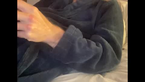 Kiwi online show from 04-27-26, 05:27