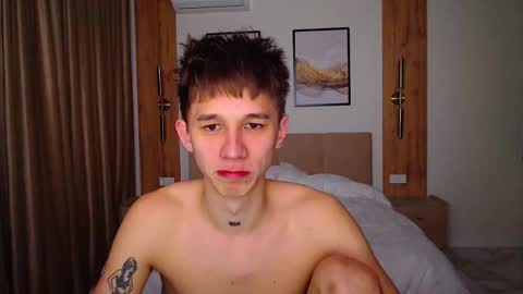 Snapshot of _kurt chatting on 03-09-25, 03:11 Kurt online show from 03-09-25, 03:11