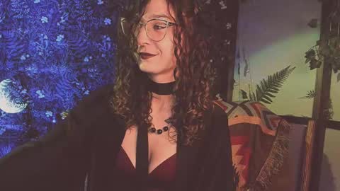 Lady Luna online show from 02-11-25, 11:33