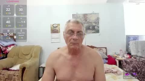 Lory online show from 06-18-26, 01:26