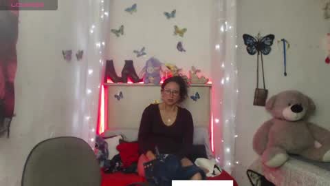 SANDRA online show from 04-26-26, 03:15