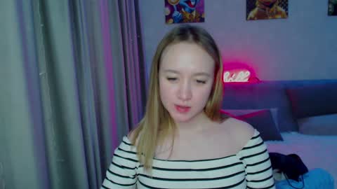 _lalune_ online show from 12-28-24, 05:44