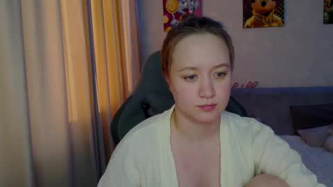 _lalune_ online show from 02-10-25, 12:29