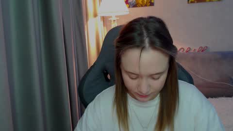 _lalune_ online show from 02-21-25, 07:54