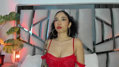 Lanna  online show from 02-06-26, 11:24