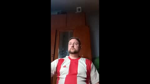 Snapshot of _lastjedi_ chatting on 02-12-26, 12:22 OBI-WAN online show from 02-12-26, 12:22