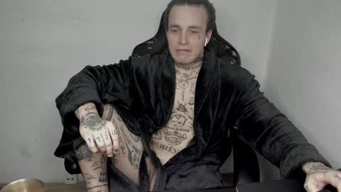 Layne online show from 12-13-24, 01:55