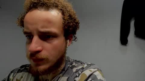 Layne online show from 11-17-25, 07:25