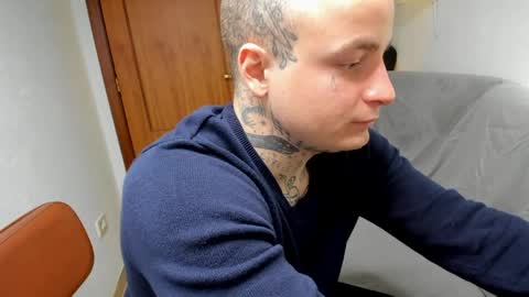 Layne online show from 03-28-26, 08:47