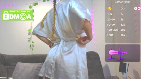 Sharon and Ed online show from 03-12-26, 05:52