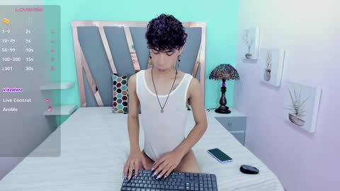 Snapshot of _lemmon_ chatting on 01-26-25, 02:41 L E M M O N online show from 01-26-25, 02:41