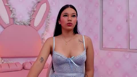  Lia Swan  online show from 11-10-25, 03:27