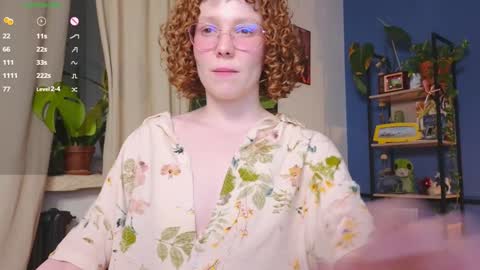 Snapshot of _lightmyfire chatting on 01-07-25, 05:09 Salome   Lovense always on from 5 tk   My content and your custom requests  online show from 01-07-25, 05:09