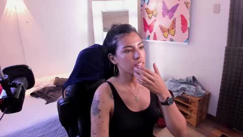 Lili  online show from 12-16-24, 12:26
