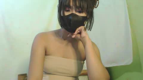 Snapshot of _lilies_gigi_ chatting on 01-16-26, 05:11 _lilies_gigi_ online show from 01-16-26, 05:11