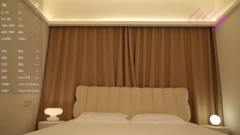 _lillilly_ online show from 01-13-26, 05:24