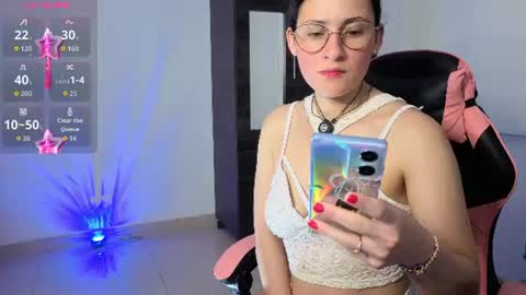 Lindasy online show from 07-16-26, 11:49