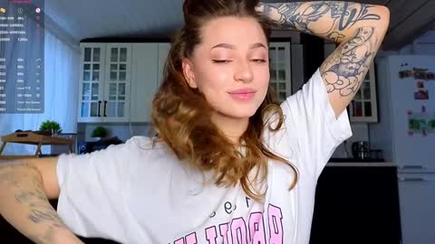 Alice online show from 01-11-25, 12:18