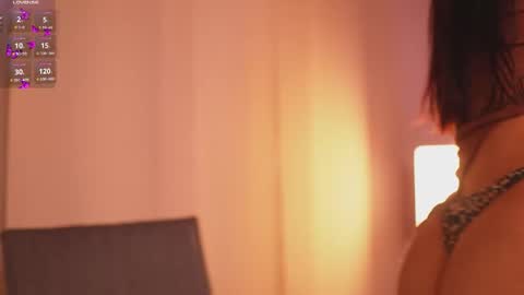 Snapshot of _lissana_scott chatting on 12-15-25, 09:30 Lissana online show from 12-15-25, 09:30