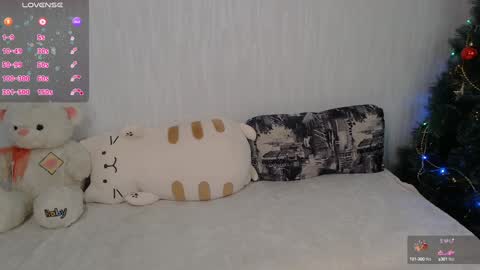 Snapshot of _litle_viola chatting on 01-07-25, 09:35 Viola online show from 01-07-25, 09:35