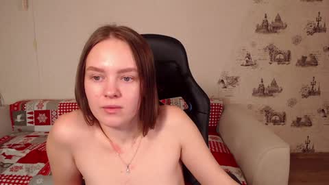Snapshot of _little_sunshine_ chatting on 01-04-25, 08:17 My name is lina Lush is activePrivate is Open online show from 01-04-25, 08:17