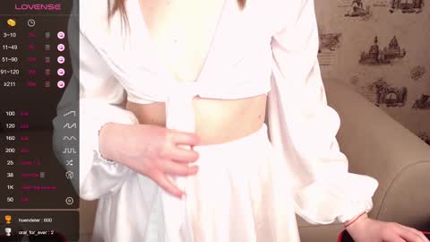 Snapshot of _little_sunshine_ chatting on 02-21-25, 07:12 My name is lina Lush is activePrivate is Open online show from 02-21-25, 07:12