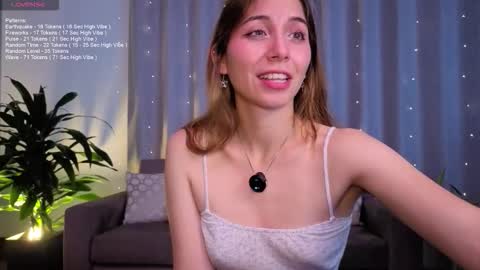 Snapshot of _littlesammy chatting on 01-12-26, 04:39 Sammy online show from 01-12-26, 04:39